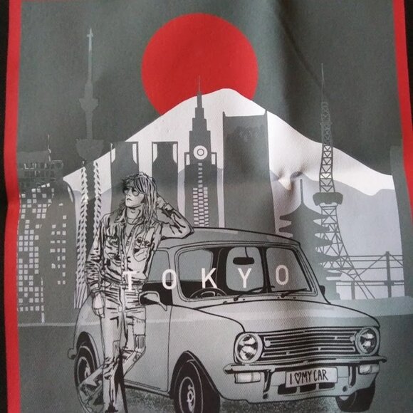 Roger Taylor Limited Edition Taylored Of London Tokyo Japan T-shirt w/ Tote Bag - Picture 9 of 9